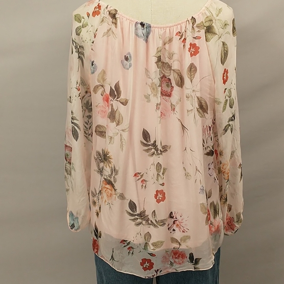 Silk Blouse Pink w Roses Off Shoulder if Desired - Picture 4 of 12